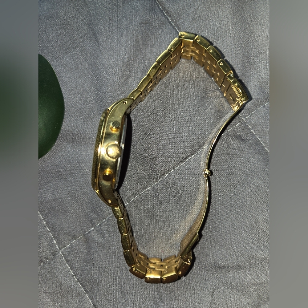 Michael Kors Gold Watch 7 Inch Long - Picture 2 of 8
